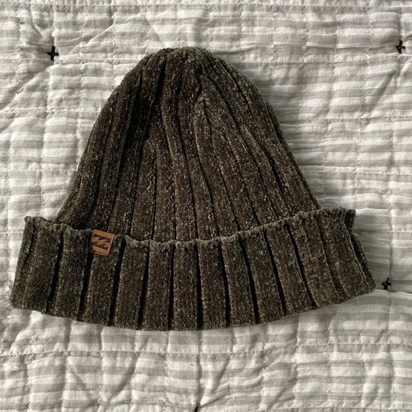 Valore Beanie - Picture 1 of 1